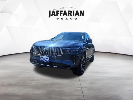 Denim Blue Metallic 2026 Volvo XC90 B6 Plus 6-Seater
