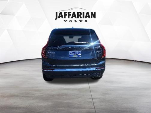 Denim Blue Metallic 2026 Volvo XC90 B6 Plus 6-Seater