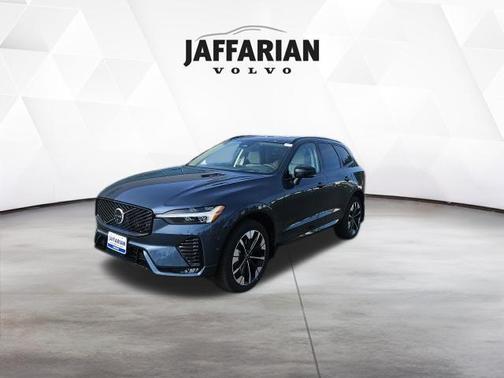 Denim Blue Metallic 2026 Volvo XC60 B5 Ultra