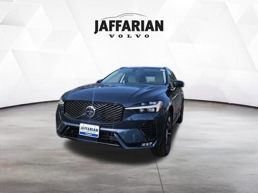 Denim Blue Metallic 2026 Volvo XC60 B5 Ultra