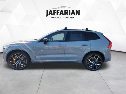 2026 Volvo XC60 Plug-In Hybrid T8 Polestar Engineered