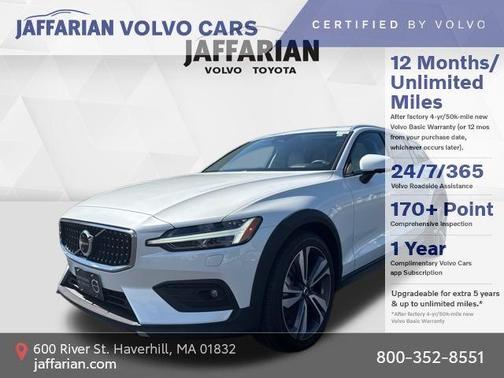 2023 Volvo V60 Cross Country B5 Plus