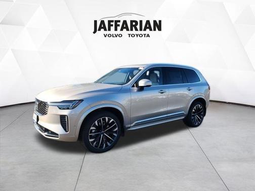 2026 Volvo XC90 B6 Plus 7-Seater