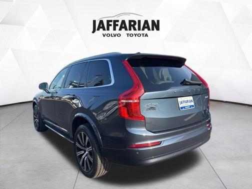 2023 Volvo XC90 B6 Core