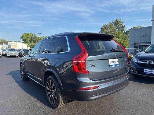 2023 Volvo XC90 B6 Core