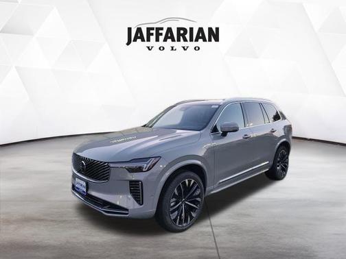 2026 Volvo XC90 B6 Ultra 7-Seater