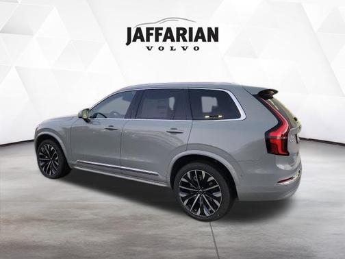 2026 Volvo XC90 B6 Ultra 7-Seater