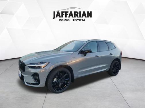 2026 Volvo XC60 Plug-In Hybrid T8 Ultra Black Edition