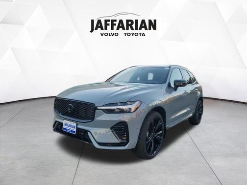 2026 Volvo XC60 Plug-In Hybrid T8 Ultra Black Edition