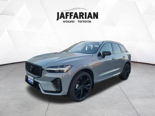 2026 Volvo XC60 Plug-In Hybrid T8 Ultra Black Edition