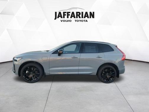 2026 Volvo XC60 Plug-In Hybrid T8 Ultra Black Edition