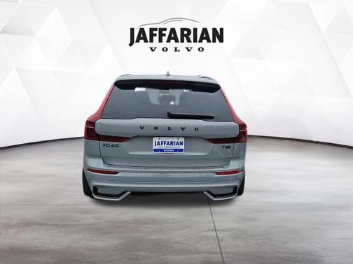 Gray Metallic 2026 Volvo XC60 Plug-In Hybrid T8 Ultra Black Edition