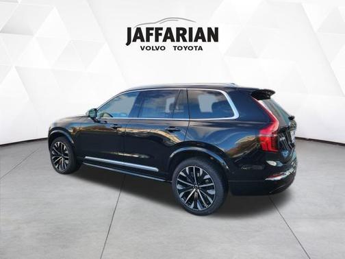 2026 Volvo XC90 B6 Ultra 7-Seater