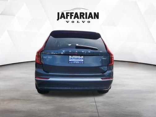 Denim Blue Metallic 2026 Volvo XC90 B6 Ultra