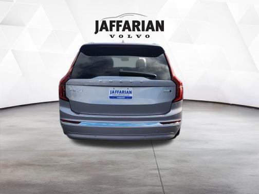 Aurora Blue 2026 Volvo XC90 B5 Plus