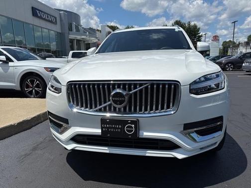2024 Volvo XC90 B5 Plus Bright Theme