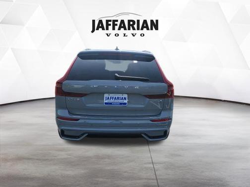 Vapour Grey Metallic 2026 Volvo XC60 Plug-In Hybrid Plus, T8 AWD Electric/Gasoline, Dark