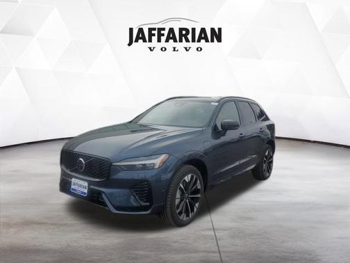 2026 Volvo XC60 Plug-In Hybrid T8 Plus