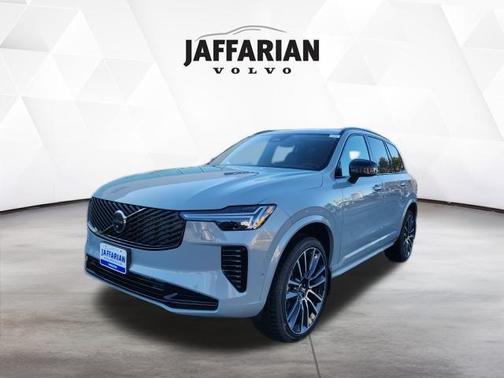 2026 Volvo XC90 B6 Ultra Dark Theme 6-Seater