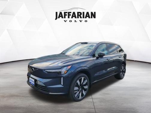 2025 Volvo EX90 Twin Motor Plus