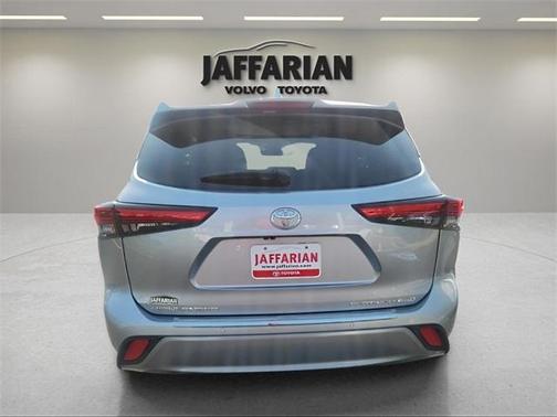 2022 Toyota Highlander Platinum