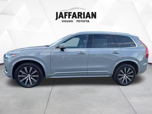 2024 Volvo XC90 B6 Plus Bright Theme 7-Seater
