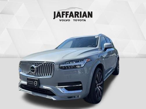 2024 Volvo XC90 B6 Plus Bright Theme 7-Seater