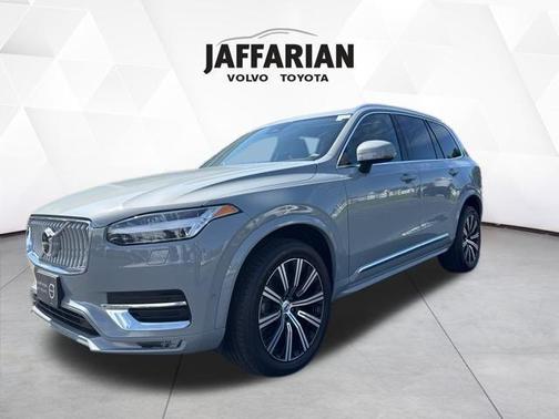 2024 Volvo XC90 B6 Plus Bright Theme 7-Seater