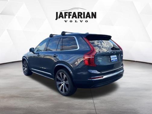 2023 Volvo XC90 Recharge Plug-In Hybrid T8 Plus Bright Theme 7 Passenger