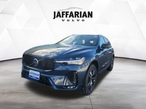 2026 Volvo XC60 B5 Core