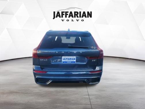 2026 Volvo XC60 B5 Core