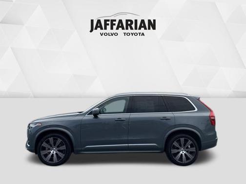 2023 Volvo XC90 B6 Ultimate 7-Seater