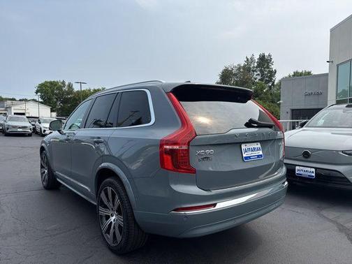 2023 Volvo XC90 B6 Ultimate 7-Seater