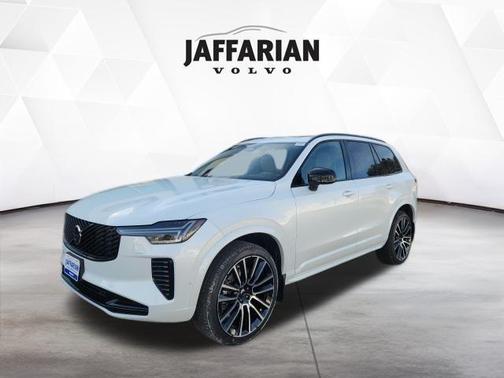 2026 Volvo XC90 B6 Ultra Dark Theme 7-Seater