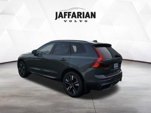 Forest Lake 2026 Volvo XC60 B5 Plus