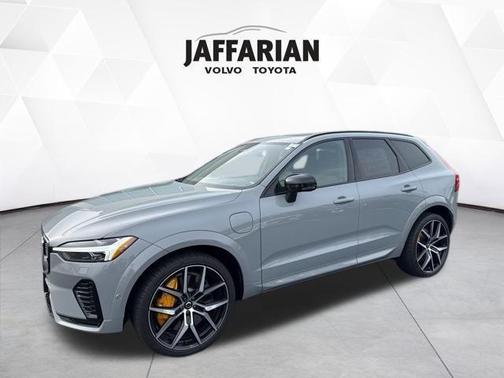 2025 Volvo XC60 Plug-In Hybrid T8 Polestar Engineered