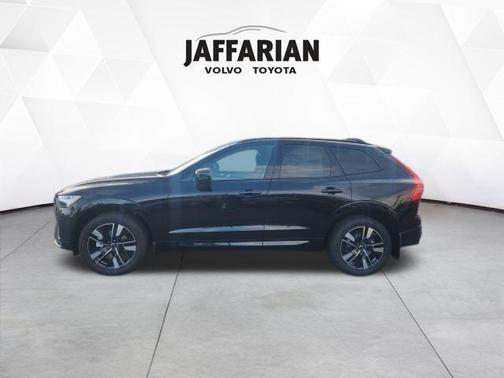 2026 Volvo XC60 B5 Core