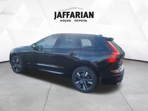 2026 Volvo XC60 B5 Core