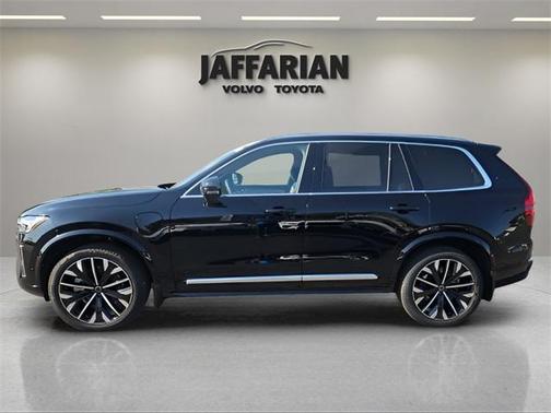 2025 Volvo XC90 Plug-In Hybrid T8 Ultra 6-Seater