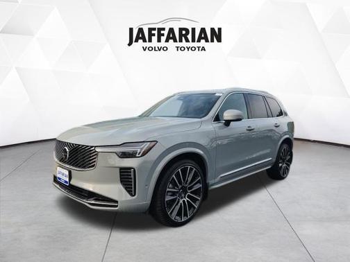 2026 Volvo XC90 B6 Plus 7-Seater