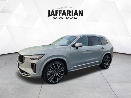 2026 Volvo XC90 B6 Plus 7-Seater