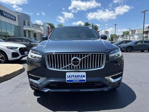 2024 Volvo XC90 B6 Ultimate Bright Theme 7-Seater