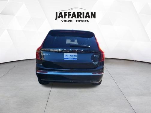 2026 Volvo XC90 B6 Ultra 7-Seater