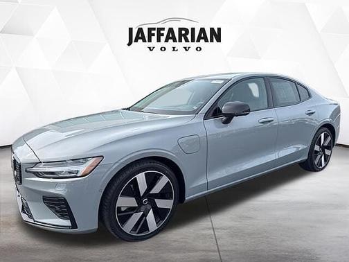 2024 Volvo S60 Ultimate