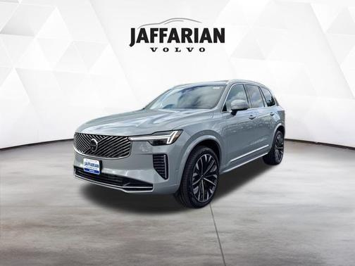 2026 Volvo XC90 B6 Ultra 7-Seater