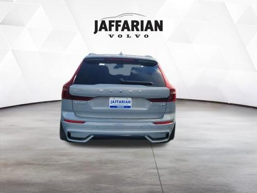 2026 Volvo XC60 Plug-In Hybrid T8 Ultra