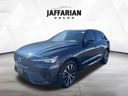 2024 Volvo XC60 Plus