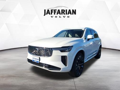 2026 Volvo XC90 B6 Ultra 7-Seater