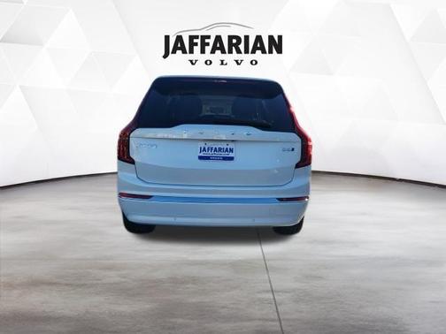 2026 Volvo XC90 B6 Ultra 7-Seater