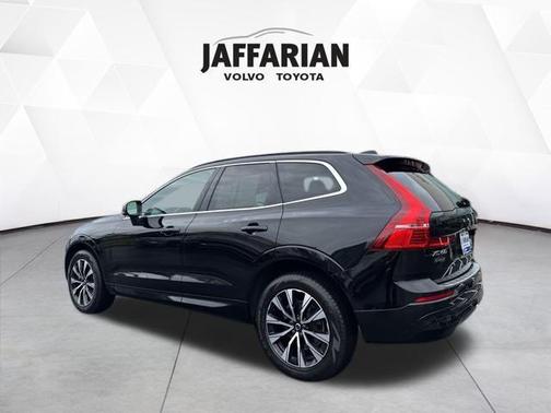 2023 Volvo XC60 B5 Core